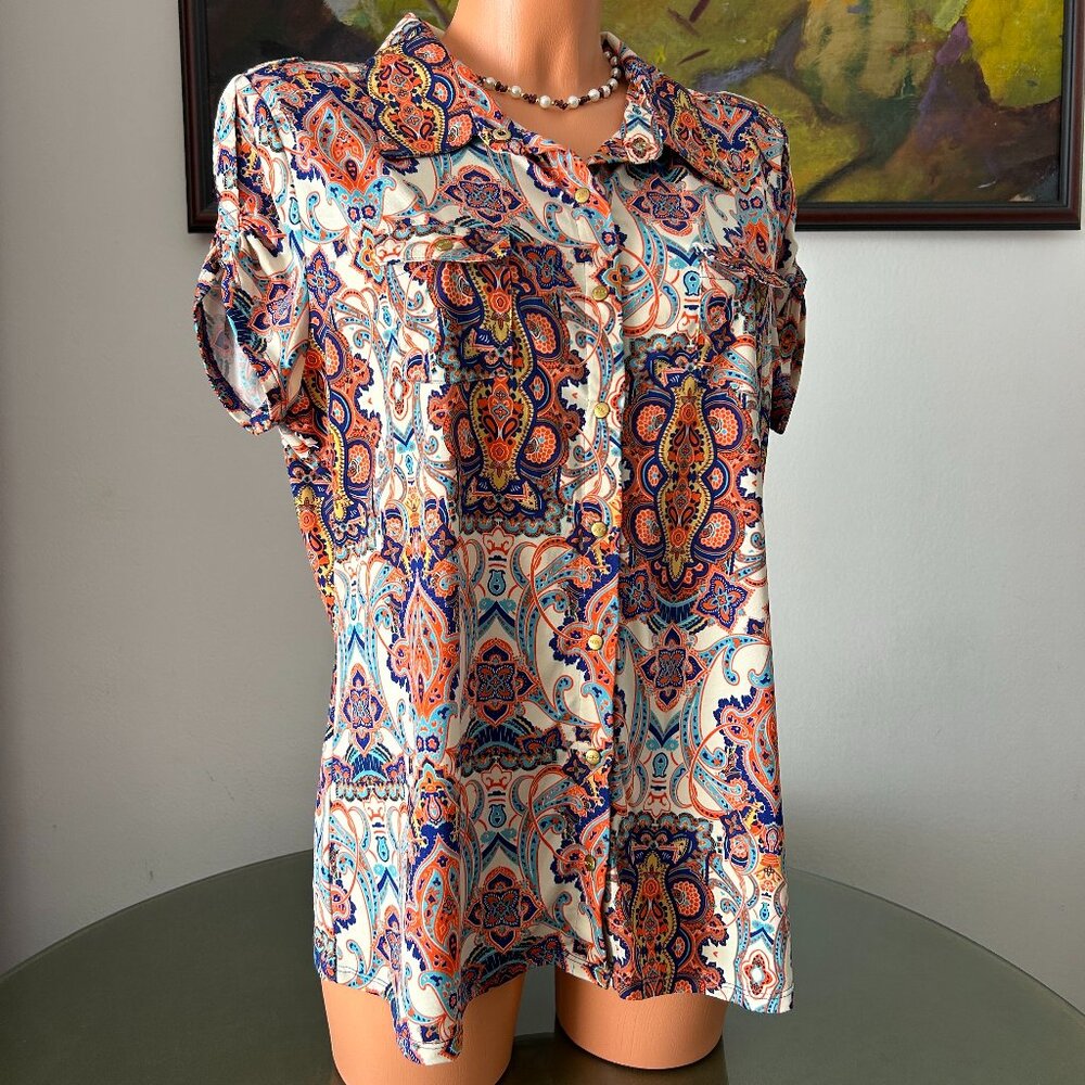 BCBG Maxazria NWT Paisley Short-Sleeve Top